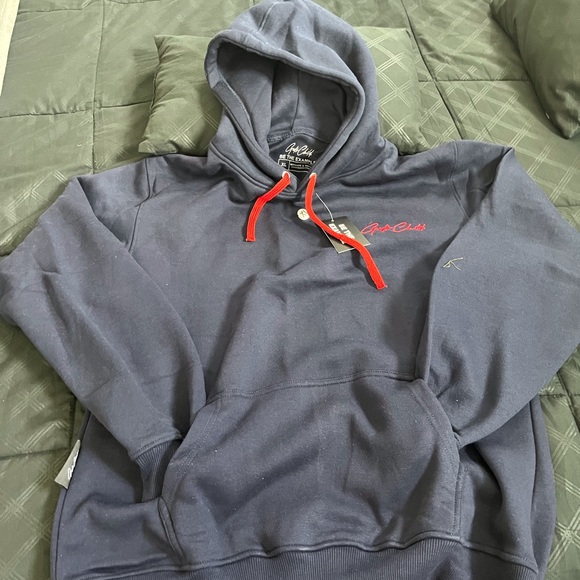 Sweatshirt - Picture 1 of 2